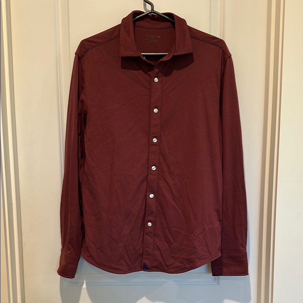 UNTUCKit Men's Maroon Casual Button-Down Shirt